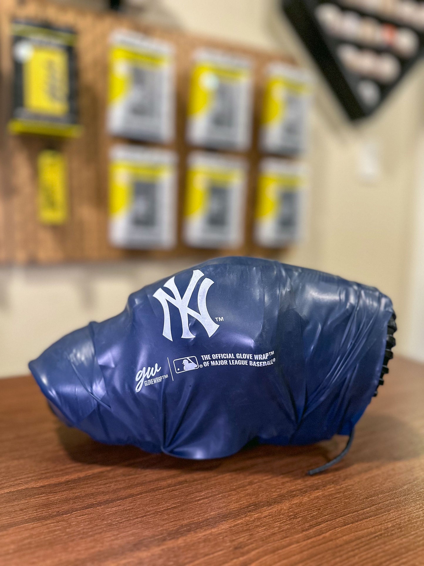 Yankees Glove Wrap™ - Limited Edition